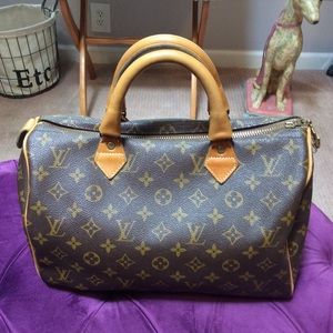 Louis Vuitton’s speedy by French company